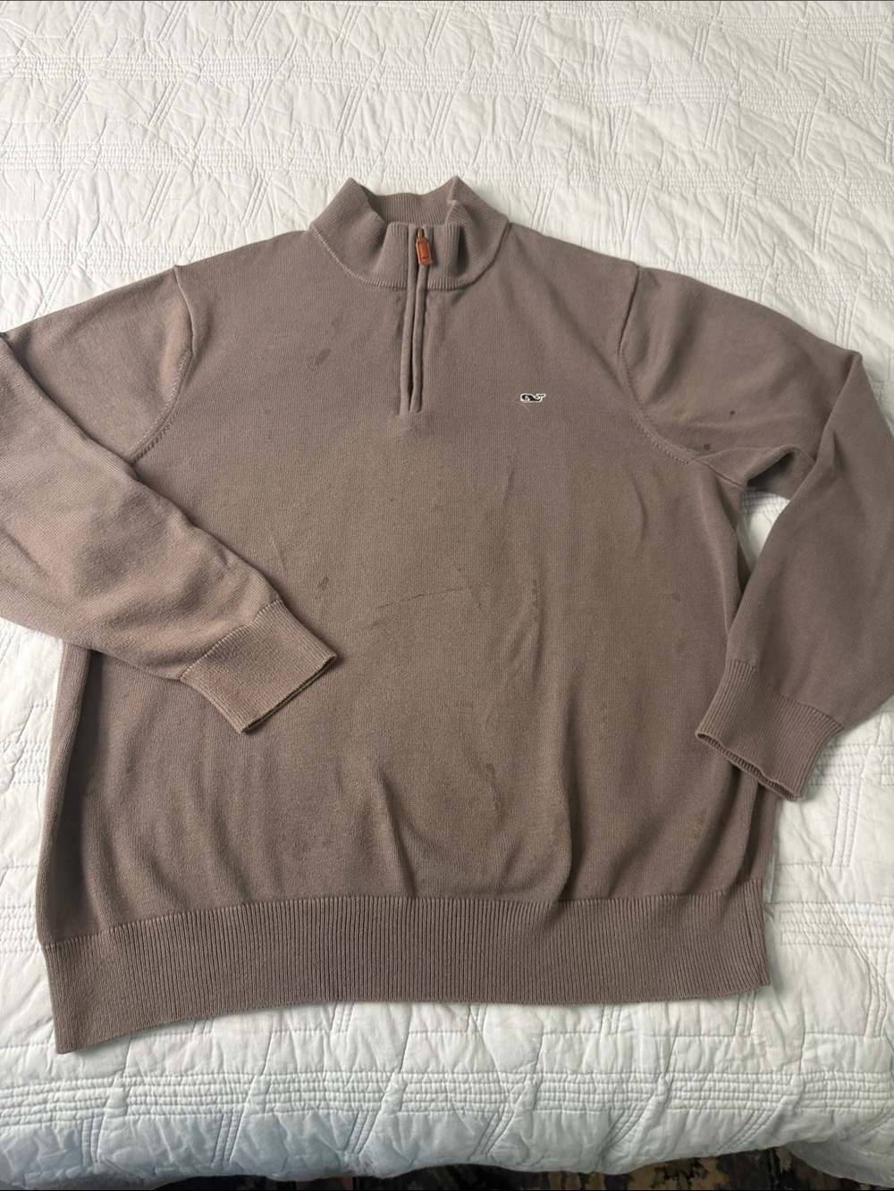 Vineyard vines Men's 1/4 Zip Sweater in Taupe szL